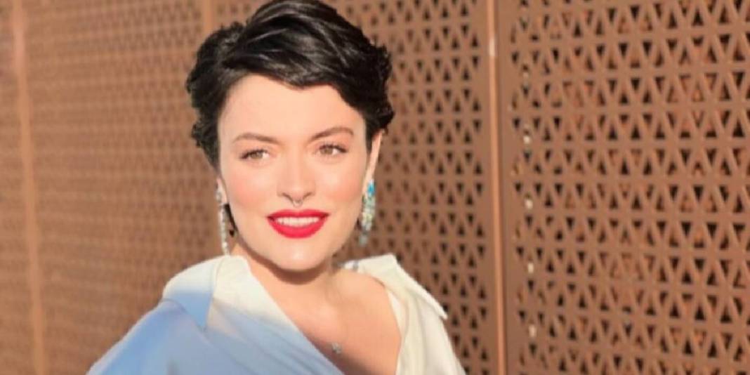 Masumlar Apartmanı dizisi çok tutulmuştu! Ezgi Mola'dan yeni bomba dizi: Partneri bakın kim olacak? 3